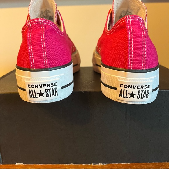 CONVERSE Women’s Chuck Taylor All Star Cerise Pink Platform Low Sneakers - Picture 7 of 10